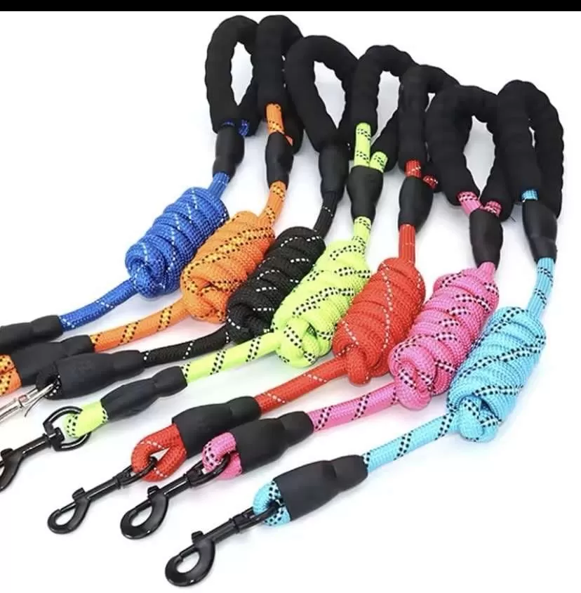 Pet leashes: Hooked on a collar. This is a Pets listing with clear and genuine details. Available in