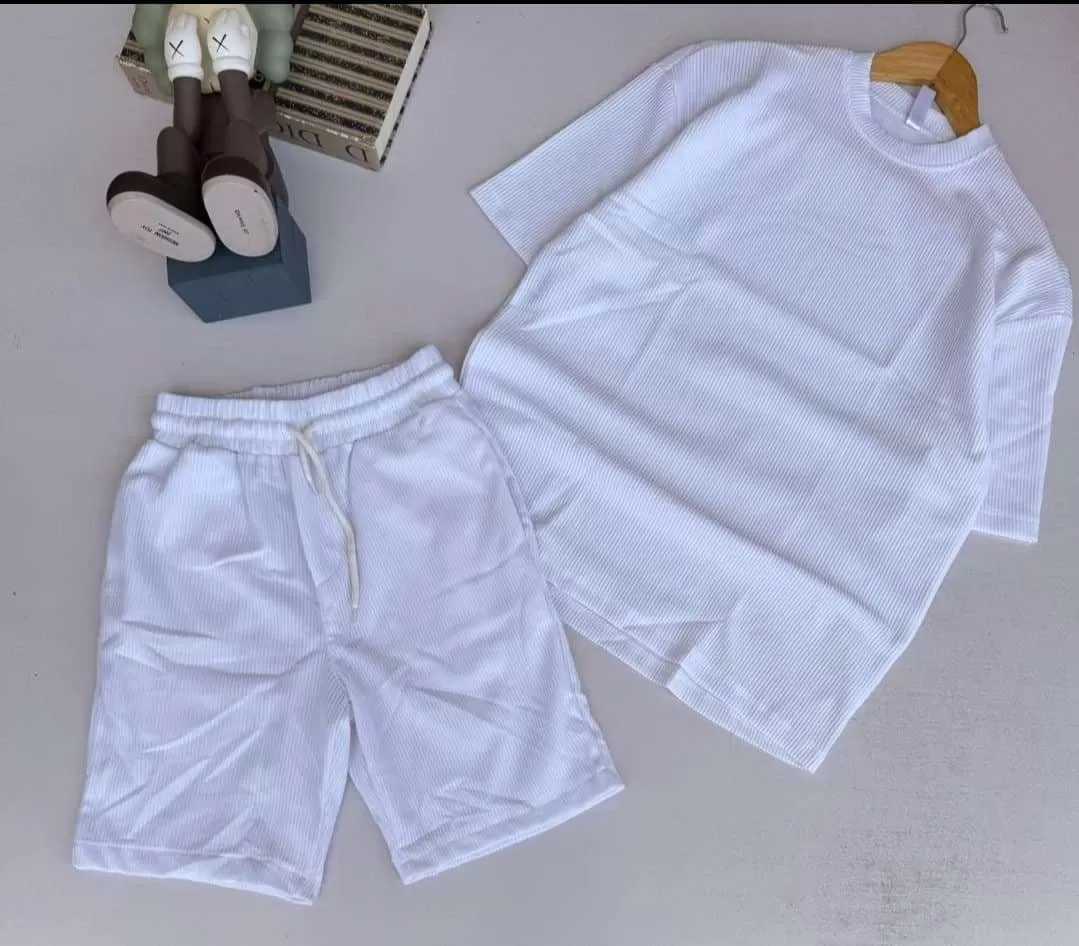 CLASSIC MEN OUTFIT: Unique men classic outfit. This is a Lost & Found listing with clear and genuine